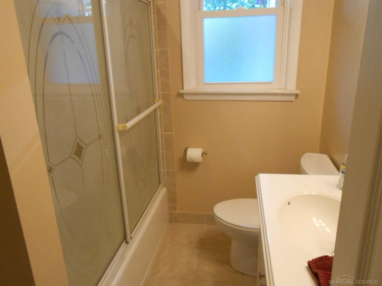 3286 Norton Lawn Rochester Hills, MI 48307 - Photo 20 of 21 Gallery Image 20