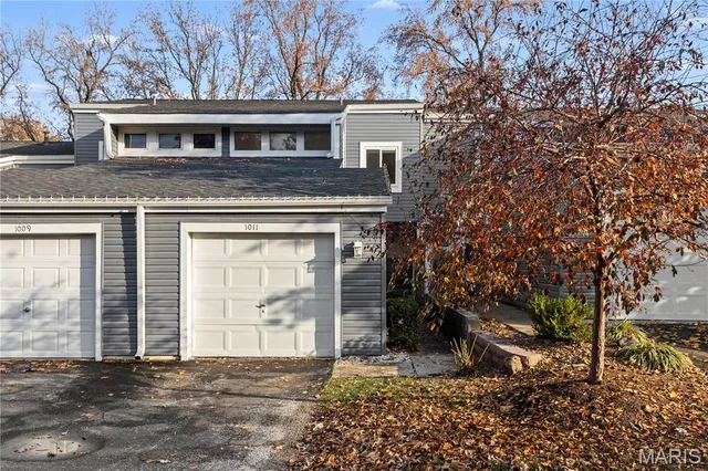 $280,000 | 1011 Fairways Drive, Lake St. Louis, MO 63367