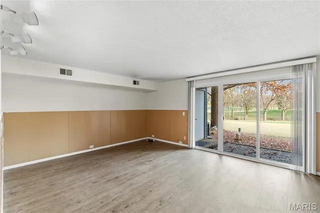 $280,000 | 1011 Fairways Drive, Lake St. Louis, MO 63367