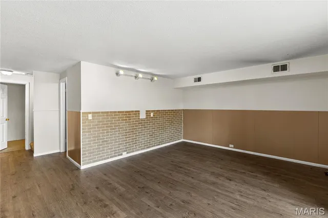 $280,000 | 1011 Fairways Drive, Lake St. Louis, MO 63367