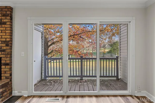 $280,000 | 1011 Fairways Drive, Lake St. Louis, MO 63367