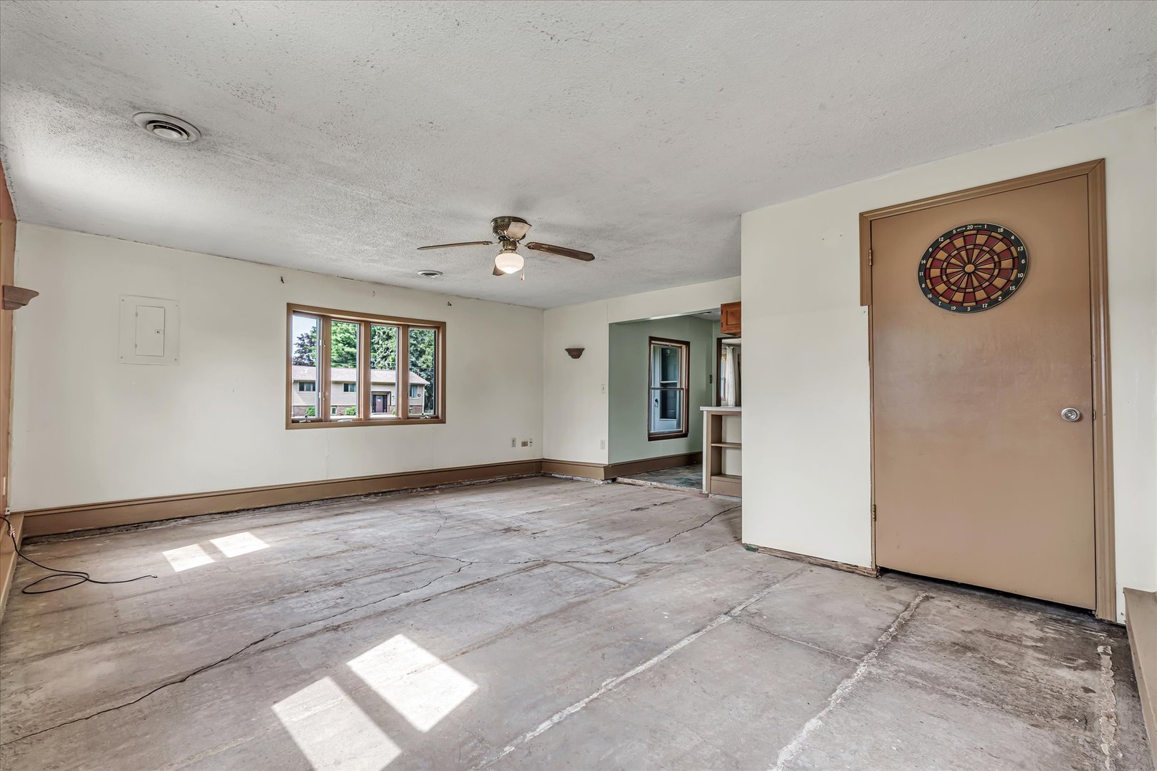 11211 Ridgewood Road Milan, IL 61264 - Photo 16 of 34 Gallery Image 16