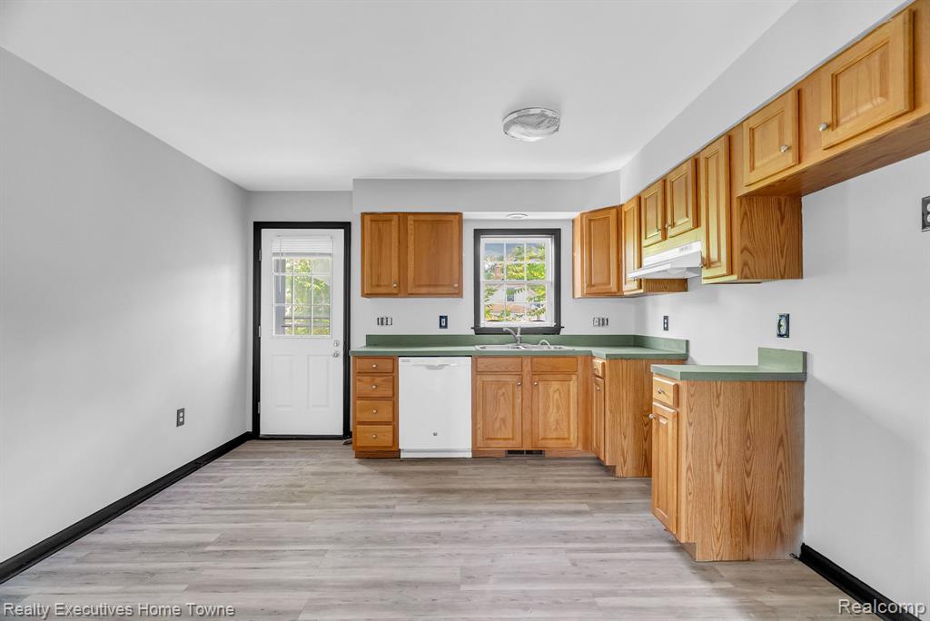 415 Hilton Road Ferndale, MI 48220 - Photo 19 of 76 Gallery Image 19