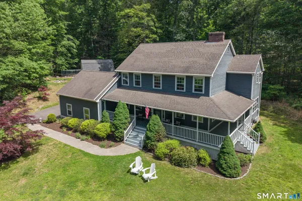 $699,900 | 15 Saxony Lane, Woodbury, CT 06798