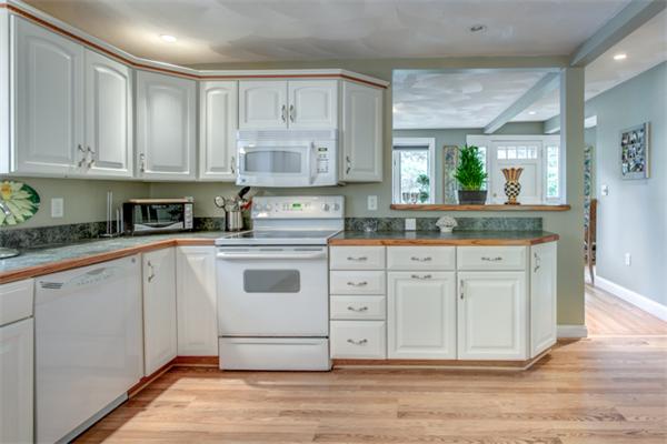 25 Puritan Road Marblehead, MA 01945 - Photo 11 of 26 Gallery Image 11