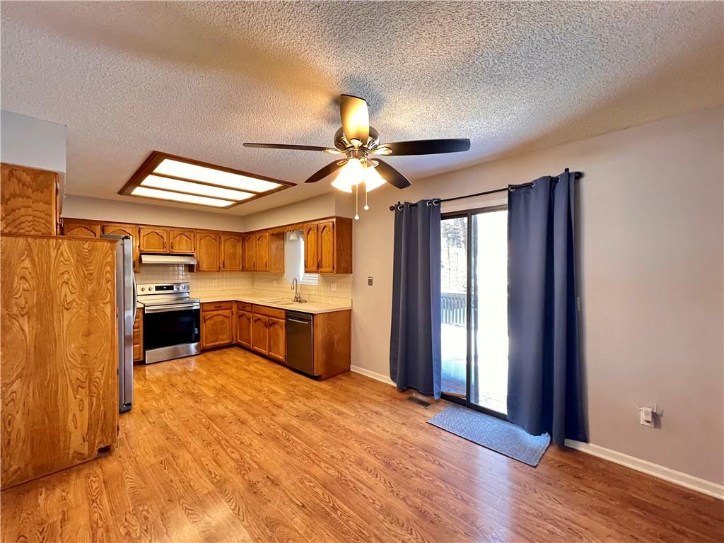 1211 Southwest 24th Street Blue Springs, MO 64015 - Photo 3 of 31