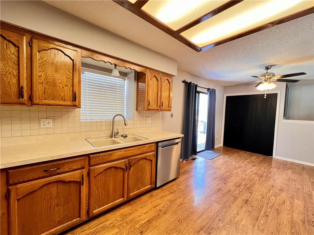 1211 Southwest 24th Street Blue Springs, MO 64015 - Photo 4 of 31