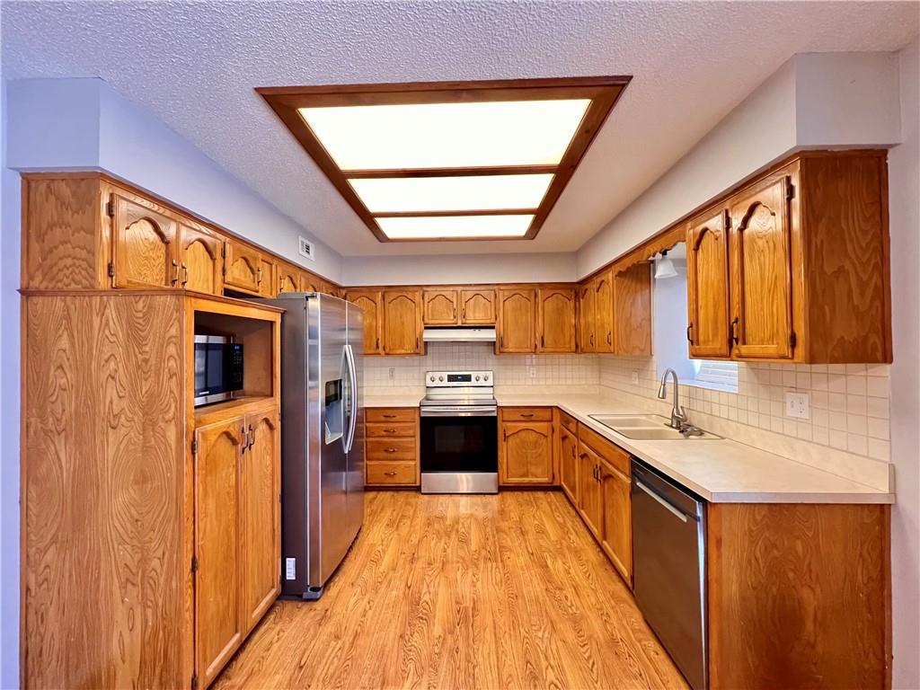 1211 Southwest 24th Street Blue Springs, MO 64015 - Photo 5 of 31