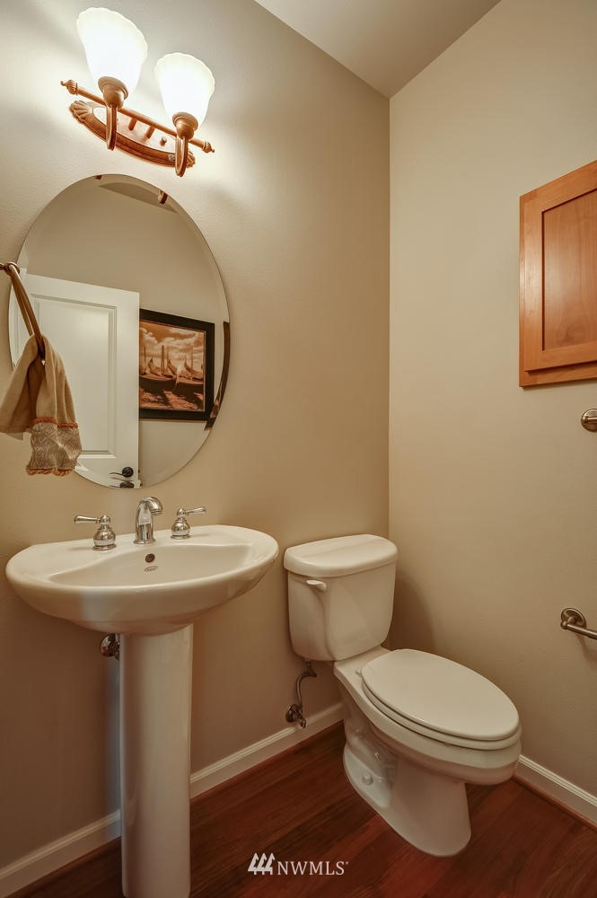 10317 Northeast 190th Street Bothell, WA 98011 - Photo 14 of 15 Gallery Image 14