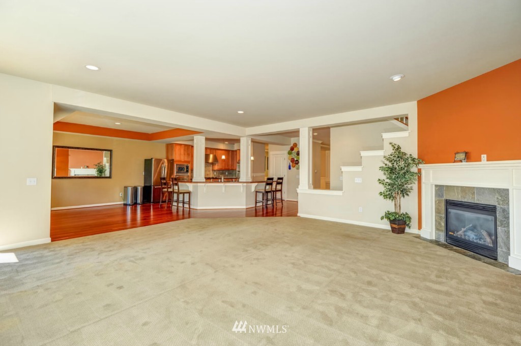 10317 Northeast 190th Street Bothell, WA 98011 - Photo 6 of 15 Gallery Image 6