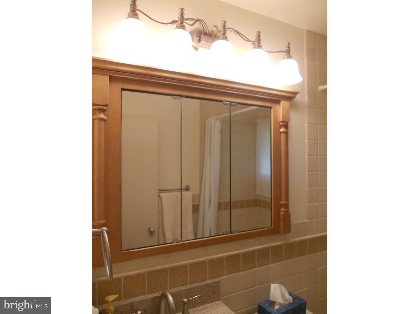 66 Candle Road Levittown, PA 19057 - Photo 8 of 13 Bathroom