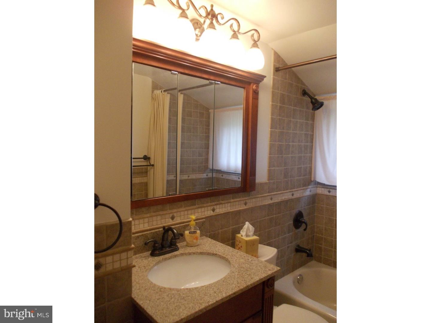 66 Candle Road Levittown, PA 19057 - Photo 10 of 13 Bathroom