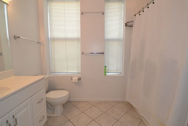 937 North Racine Avenue, Unit 2 Chicago, IL 60642 - Photo 14 of 17