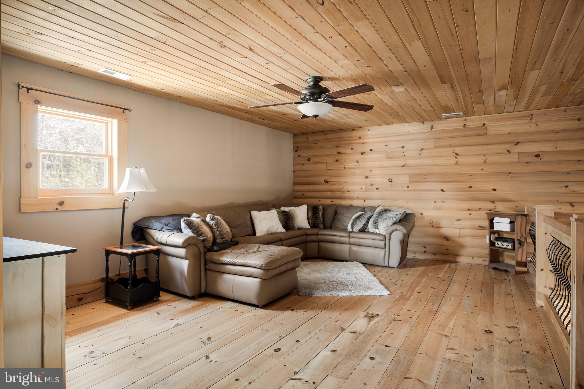 149 Fleming Road Mount Jackson, VA 22842 - Photo 15 of 44 Sitting room loft area upper level