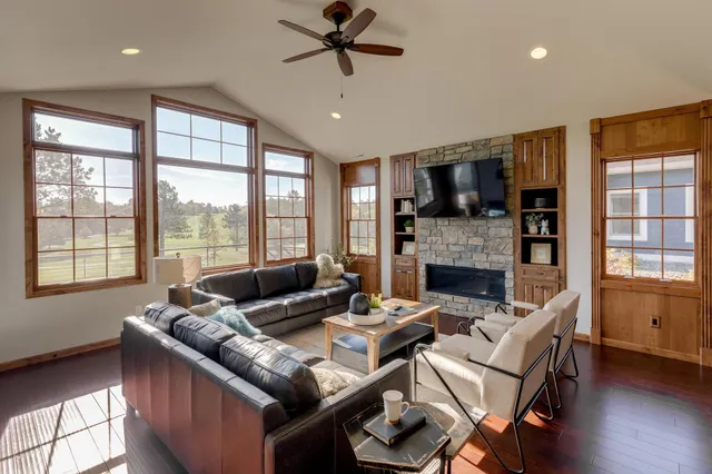 $749,000 | 7868 Chickasaw Circle, Breezy Point, MN 56472