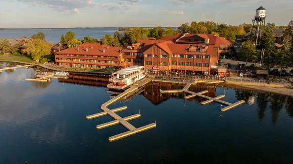 $749,000 | 7868 Chickasaw Circle, Breezy Point, MN 56472