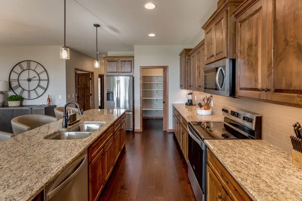 $749,000 | 7868 Chickasaw Circle, Breezy Point, MN 56472