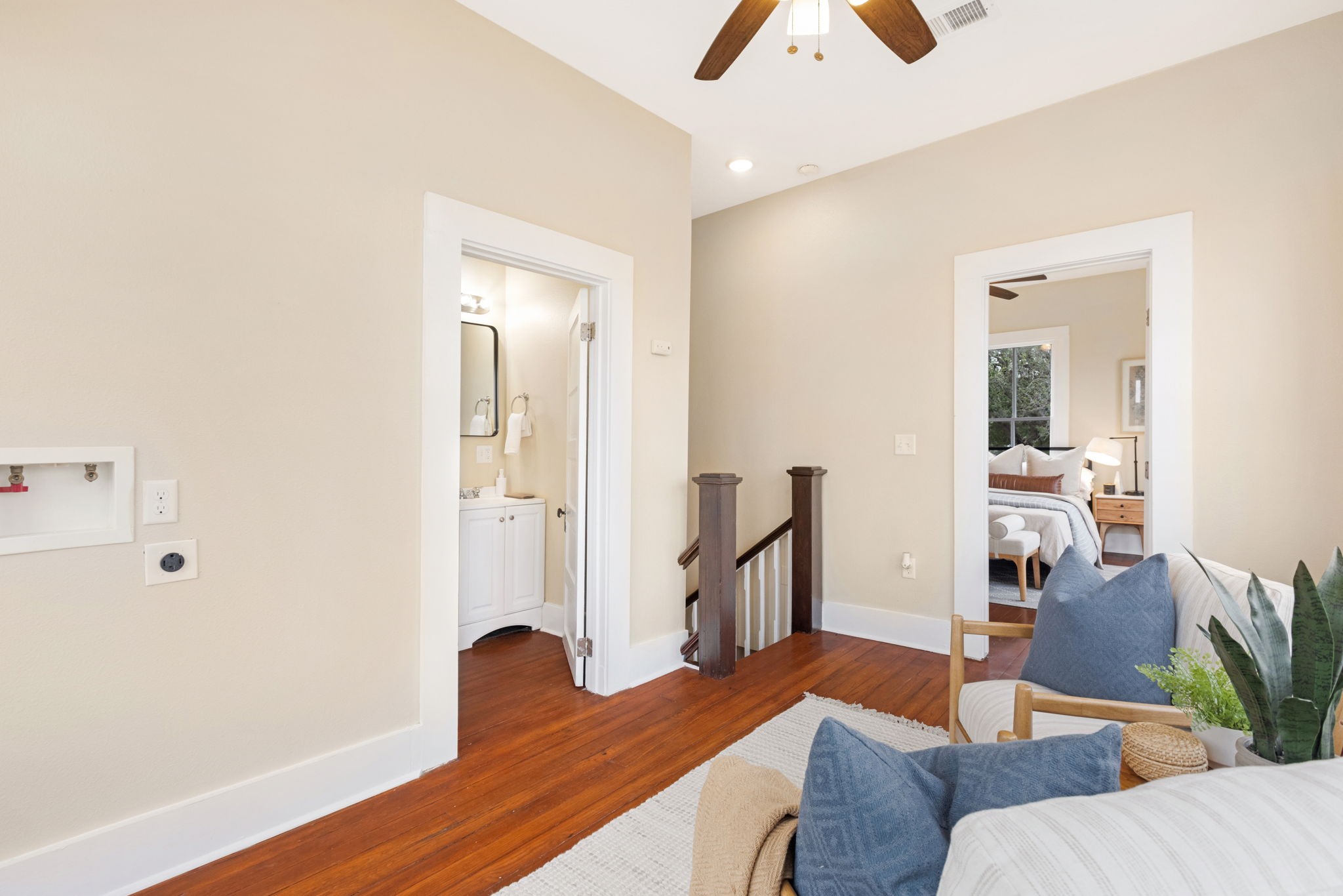 910 9th Street Galveston, TX 77550 - Photo 18 of 49 a living room with furniture and a wooden floor