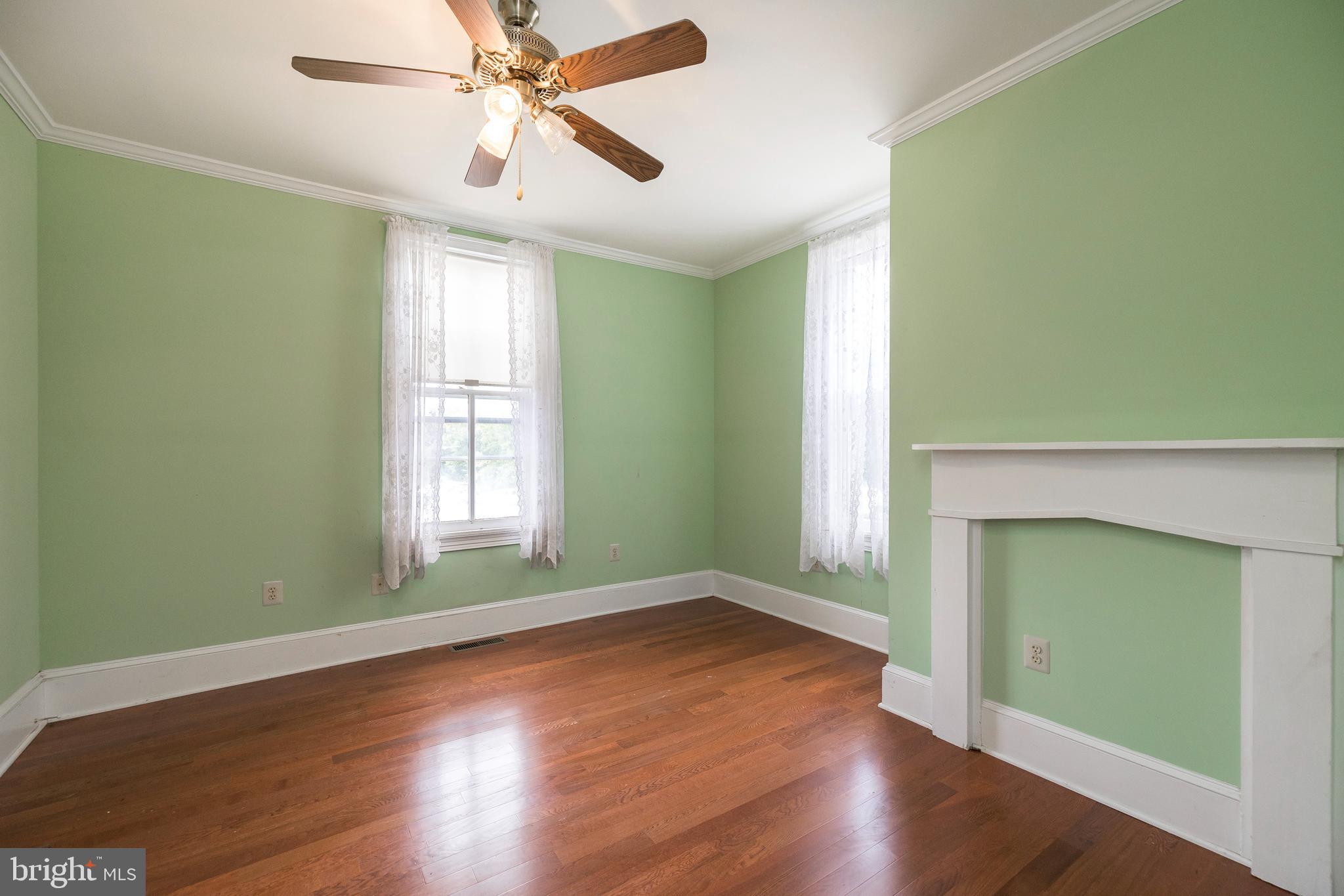 124 South Main Street Spring City, PA 19475 - Photo 9 of 34