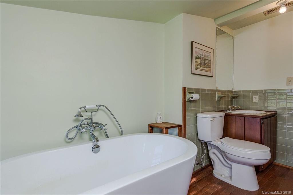 86 Carl Bowman Road Marshall, NC 28753 - Photo 19 of 29 Gallery Image 19