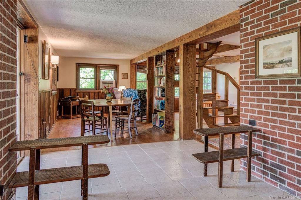86 Carl Bowman Road Marshall, NC 28753 - Photo 8 of 29 Gallery Image 8