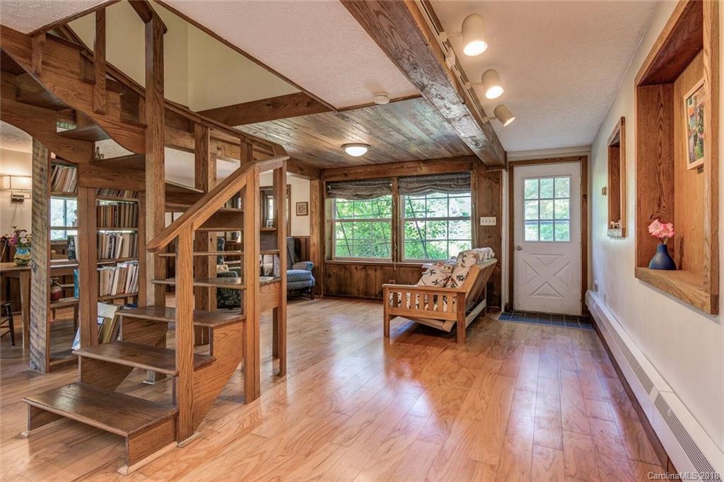 86 Carl Bowman Road Marshall, NC 28753 - Photo 9 of 29 Gallery Image 9