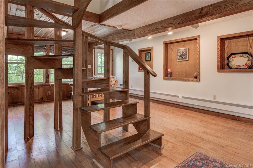 86 Carl Bowman Road Marshall, NC 28753 - Photo 10 of 29 Gallery Image 10