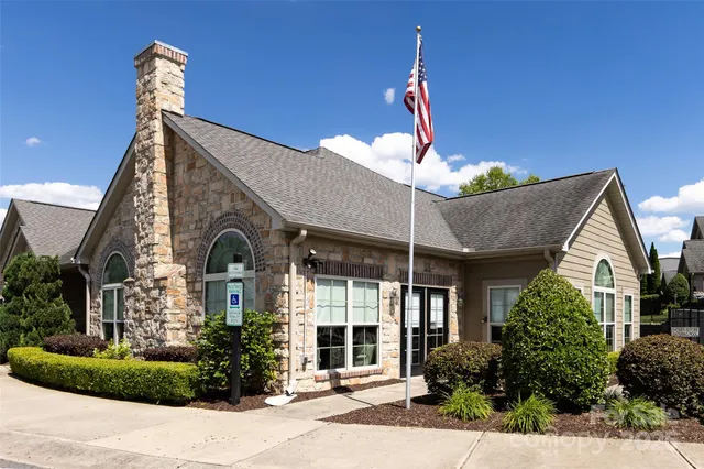 $392,000 | 4723 Polo Gate Boulevard, Charlotte, NC 28216