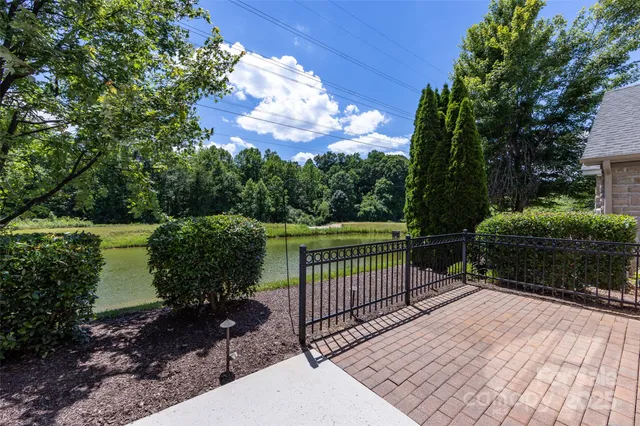 $392,000 | 4723 Polo Gate Boulevard, Charlotte, NC 28216