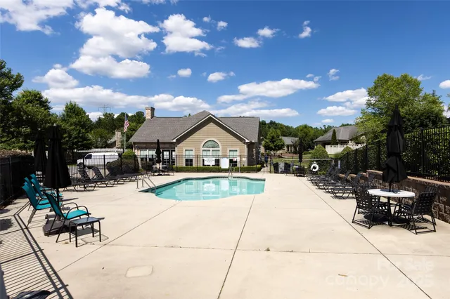 $392,000 | 4723 Polo Gate Boulevard, Charlotte, NC 28216