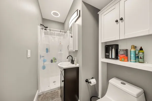 $949,000 | 112 Hiatt Street, Fall River, MA 02721