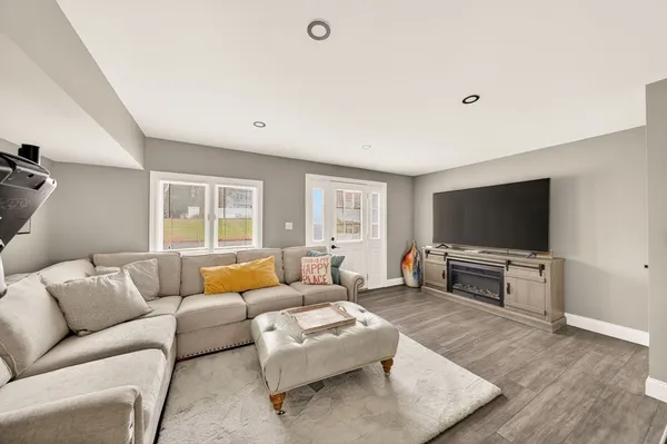 $949,000 | 112 Hiatt Street, Fall River, MA 02721