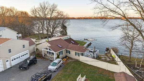 $949,000 | 112 Hiatt Street, Fall River, MA 02721