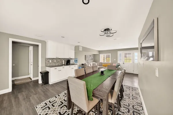 $949,000 | 112 Hiatt Street, Fall River, MA 02721