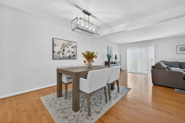 $329,000 | 30 Larkspur Drive, Unit 30, Cromwell, CT 06416