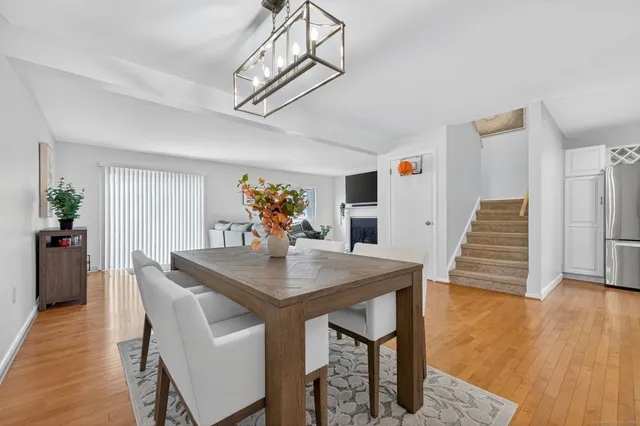 $329,000 | 30 Larkspur Drive, Unit 30, Cromwell, CT 06416