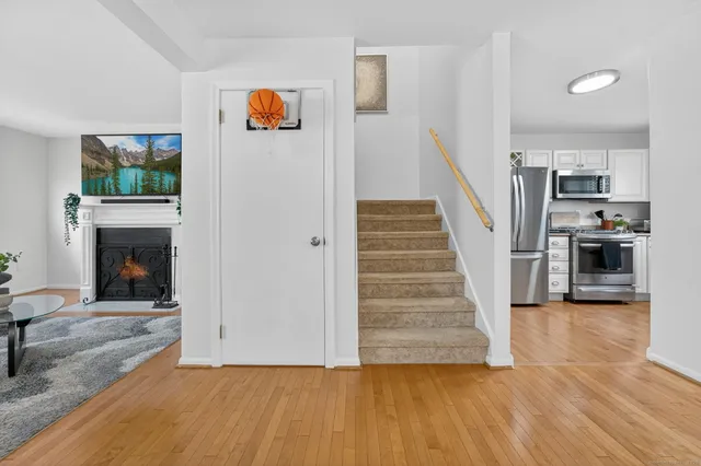 $329,000 | 30 Larkspur Drive, Unit 30, Cromwell, CT 06416