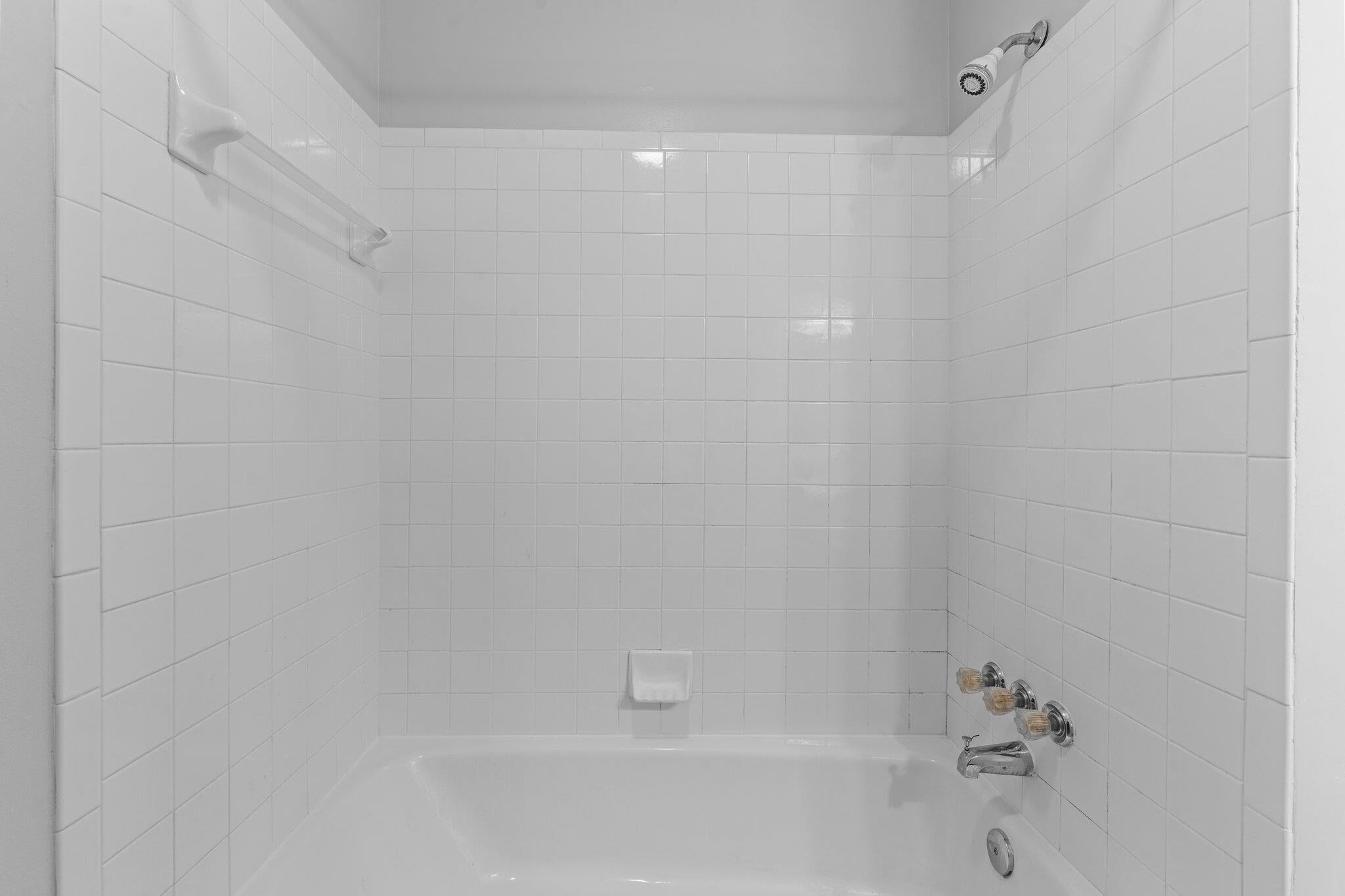 3743 Yorktown Place Raleigh, NC 27609 - Photo 18 of 32 Photo 18