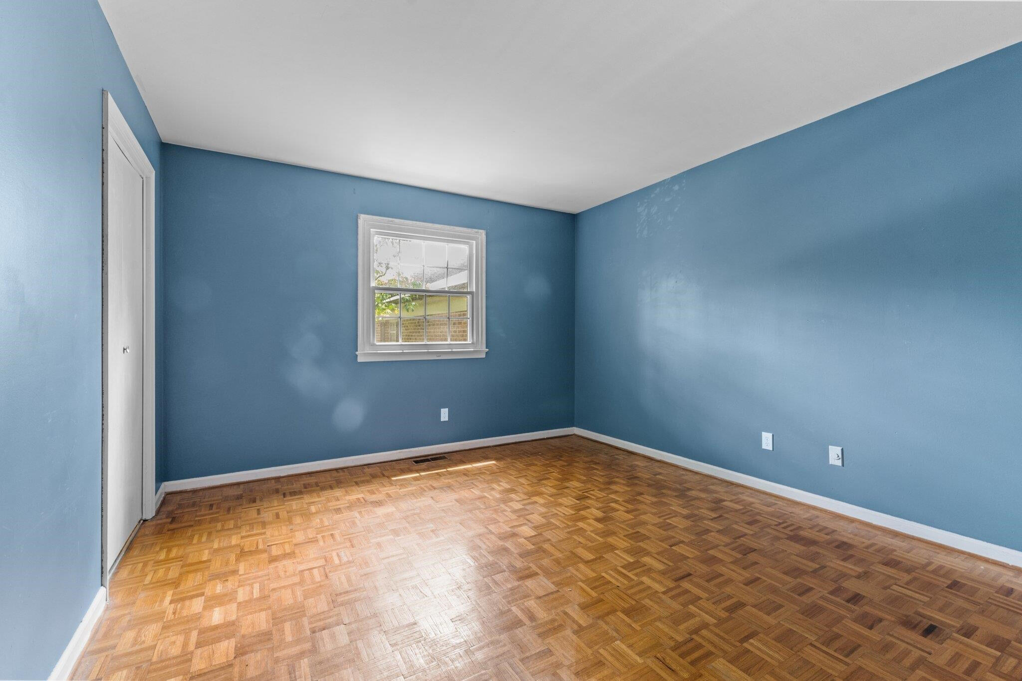 3743 Yorktown Place Raleigh, NC 27609 - Photo 21 of 32 Photo 21