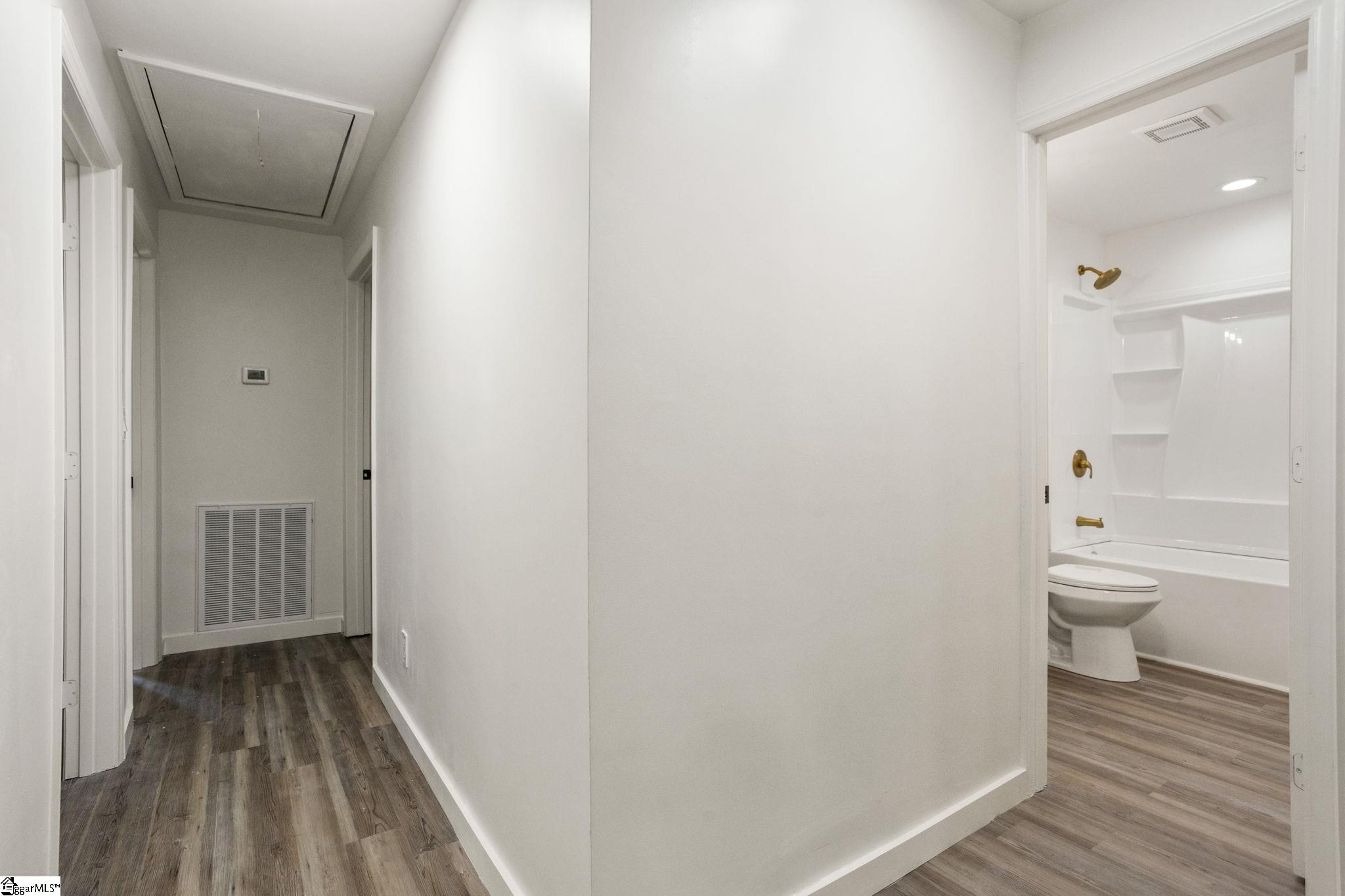 123 Princeton Avenue Greenville, SC 29607 - Photo 24 of 31