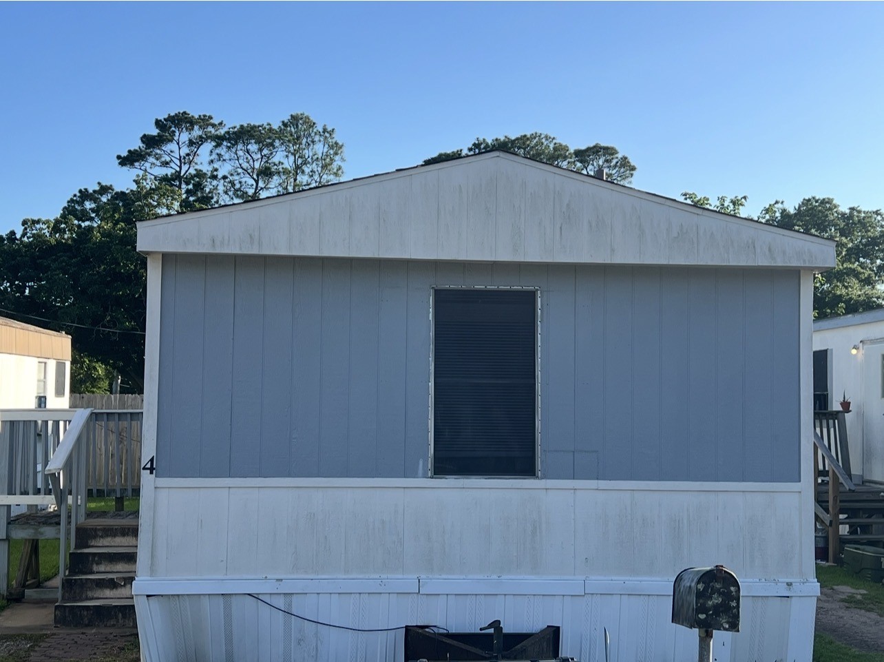 1511-4 Jones Street, Unit 4 Rosenberg, TX 77471 - Photo 2 of 11 a backyard of a house