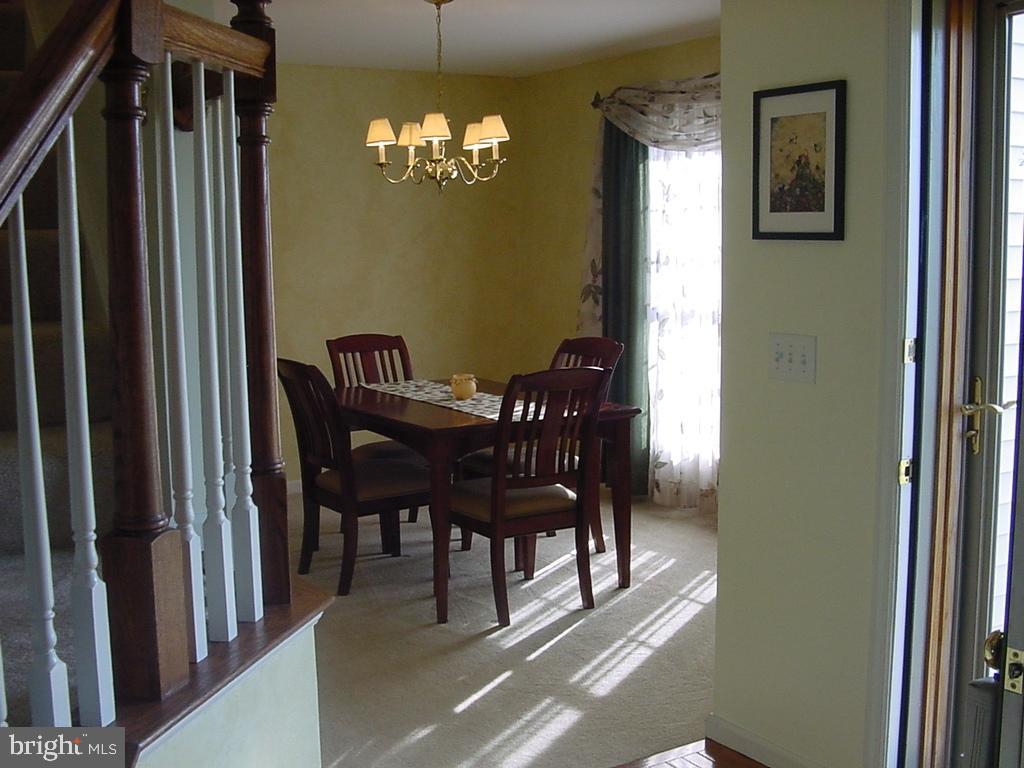 348 Coventry Lane Lititz, PA 17543 - Photo 6 of 10