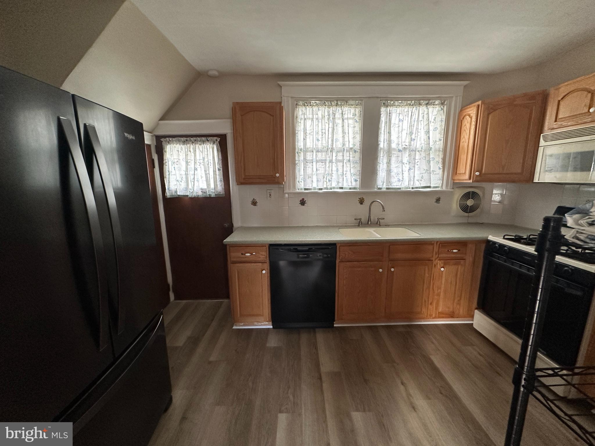 2419 Hollis Road Havertown, PA 19083 - Photo 14 of 24