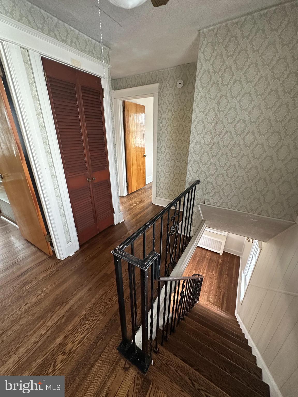 2419 Hollis Road Havertown, PA 19083 - Photo 19 of 24