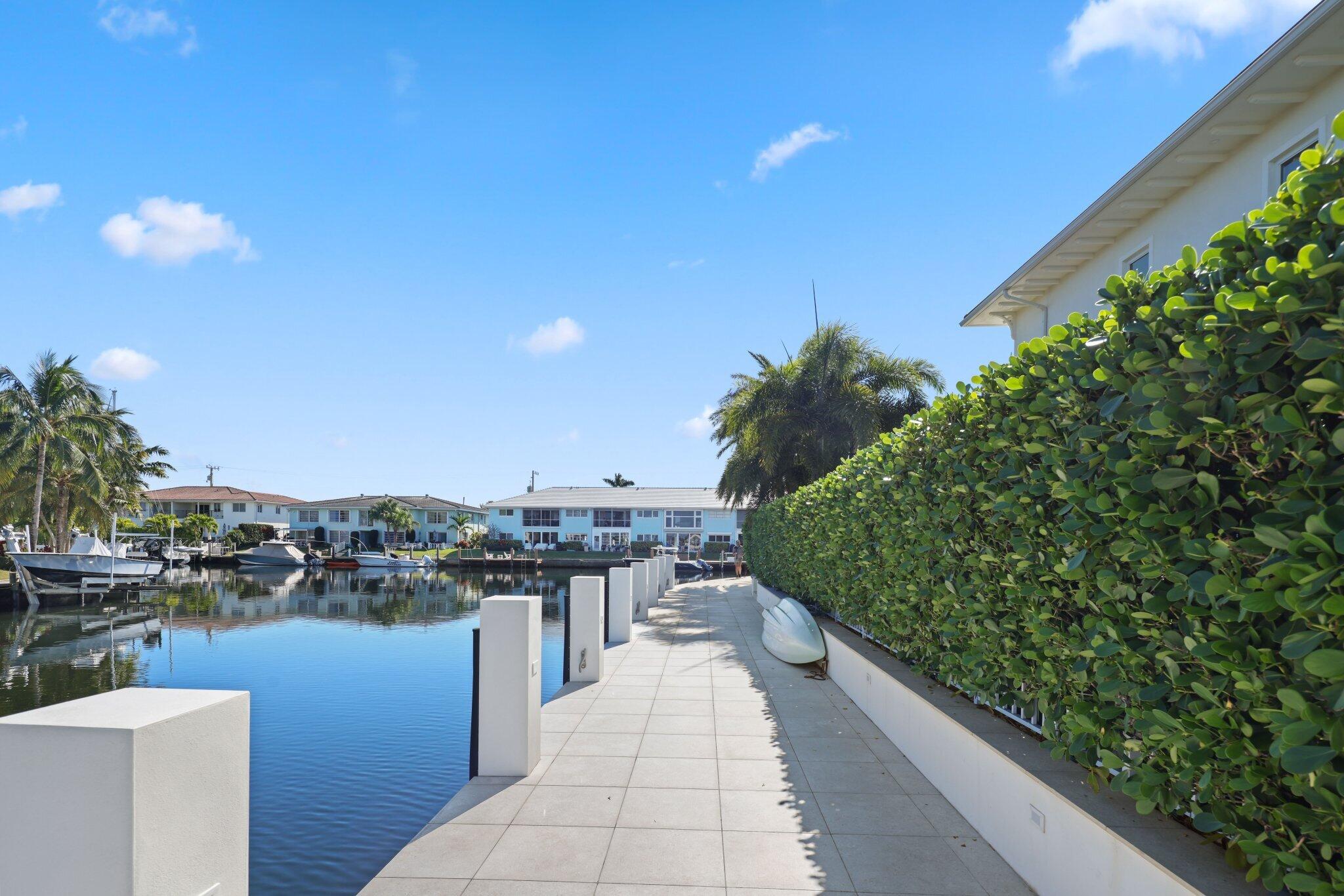 3700 Northeast 24th Avenue Lighthouse Point, FL 33064 - Photo 31 of 97 3700 Northeast 24th Ave - 44.jpg-SMALL