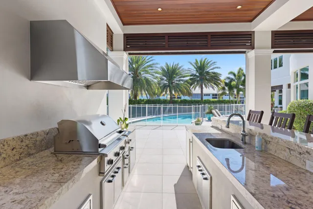 $9,995,000 | 3700 Northeast 24th Avenue, Lighthouse Point, FL 33064