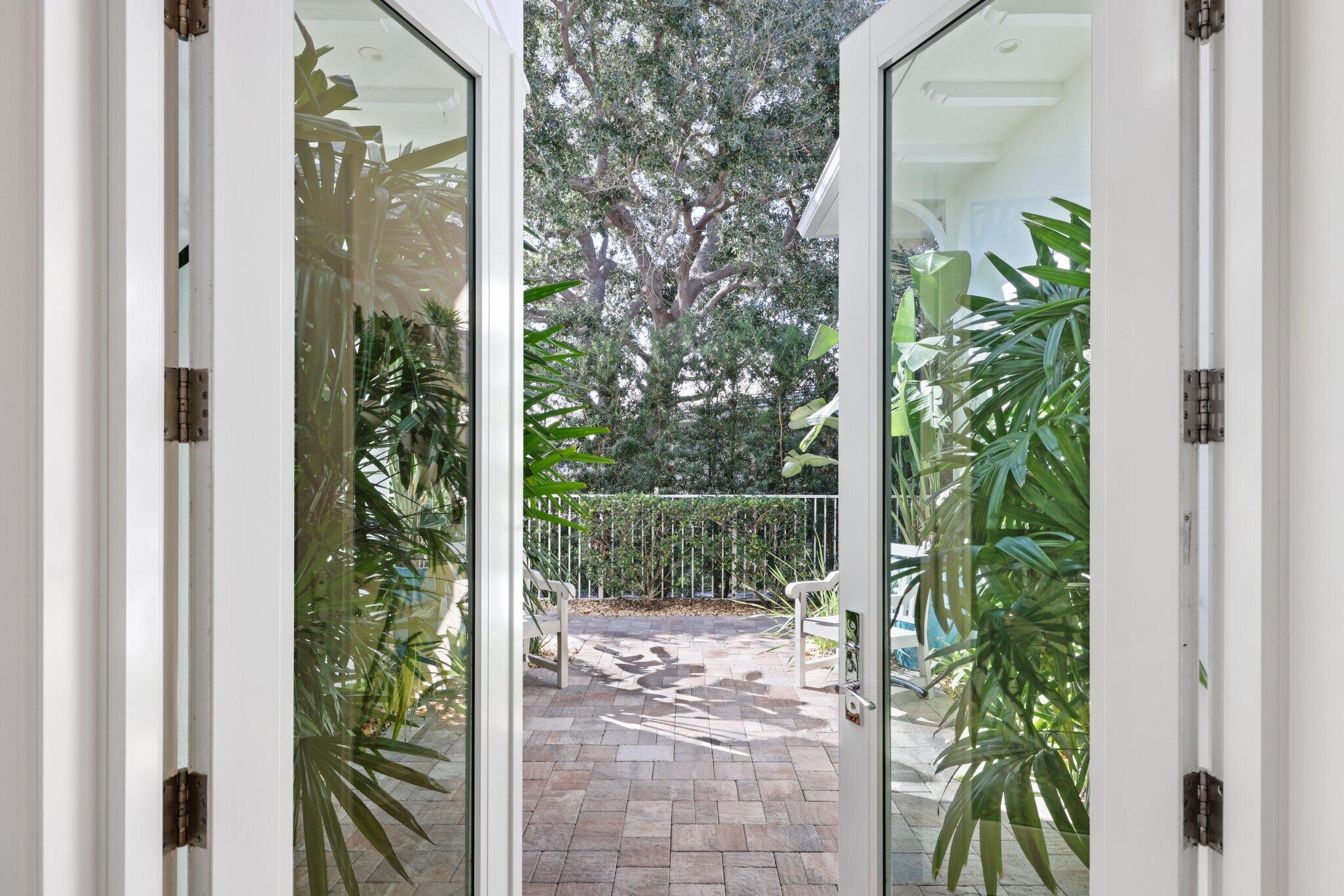 3700 Northeast 24th Avenue Lighthouse Point, FL 33064 - Photo 64 of 97 3700 Northeast 24th Ave - 85.jpg-SMALL