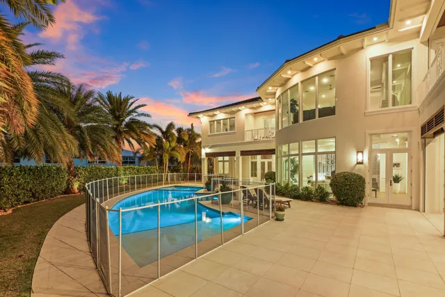 $9,995,000 | 3700 Northeast 24th Avenue, Lighthouse Point, FL 33064