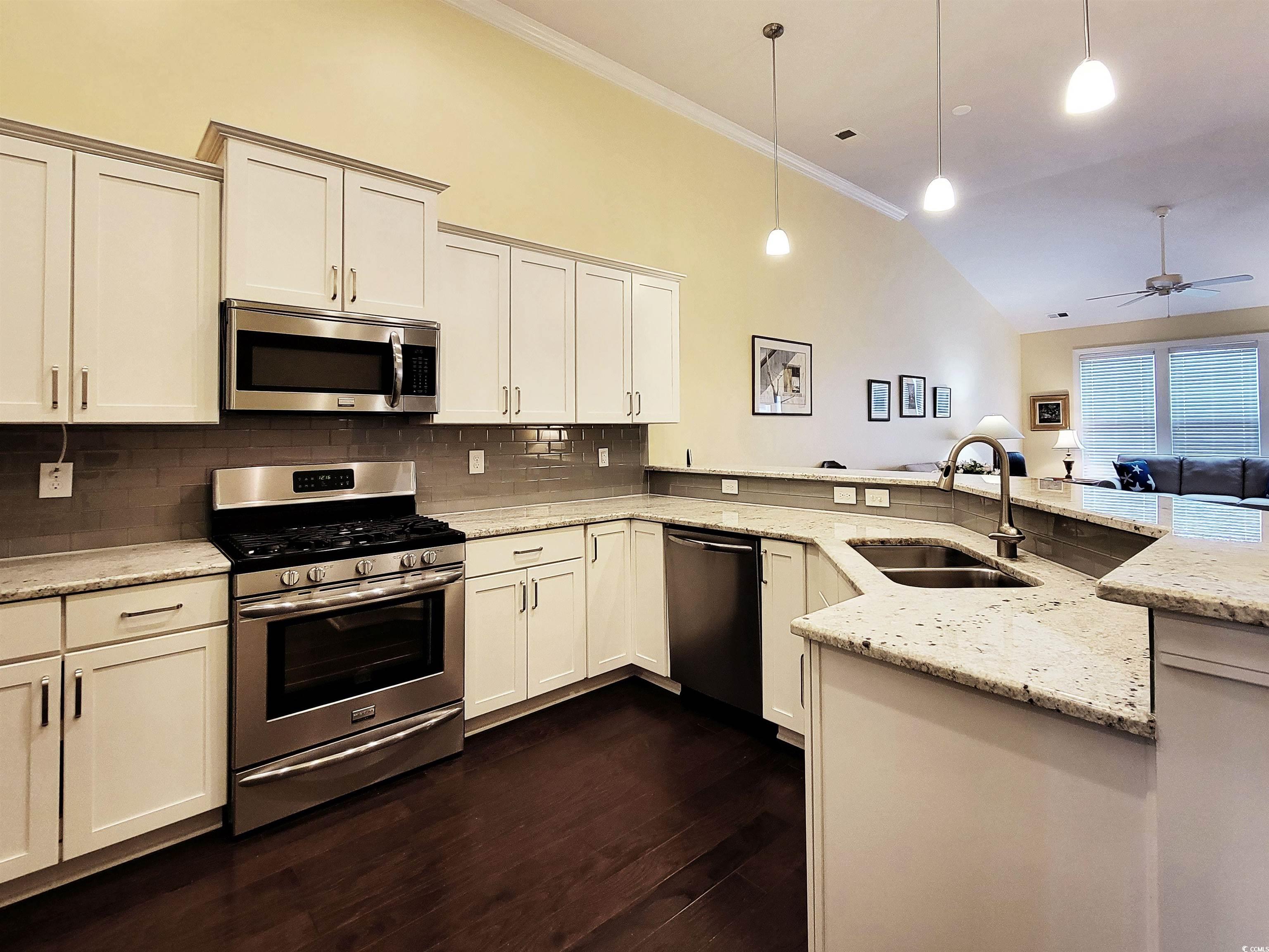 105 Parmelee Drive, Unit B Murrells Inlet, SC 29576 - Photo 4 of 38 Gallery Image 4