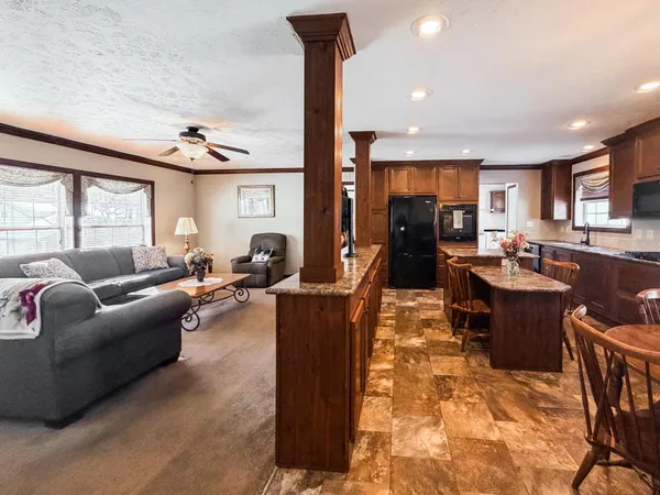 $215,000 | 220 Robin Hood Lane, Unit 220, Exeter, NH 03833